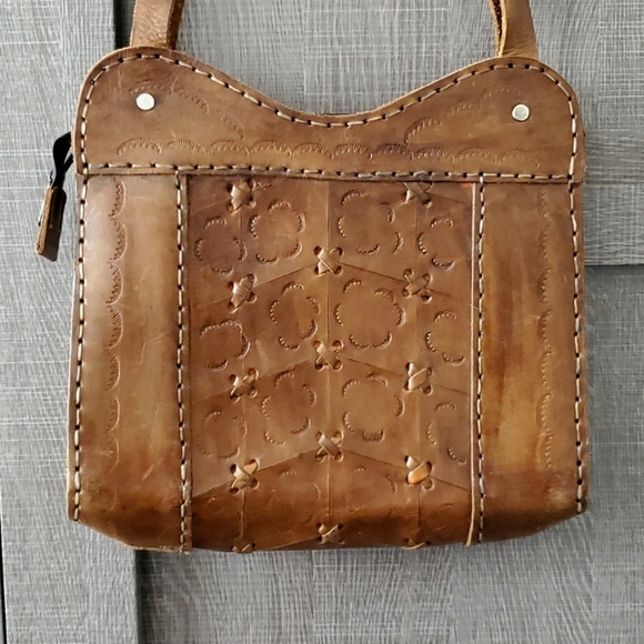 VINTAGE Tooled Leather Purse - Picture 9 of 9